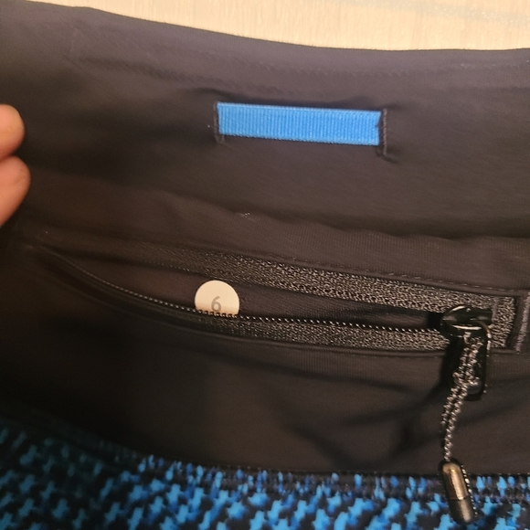 371 🦃🎄 Lululemon Speed Up Shorts Lined Running Athletic Black Blue - Picture 3 of 4